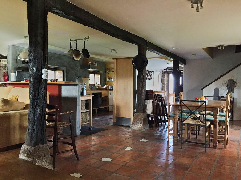 La Casa Del Chileno Pensionat Liérganes Eksteriør billede