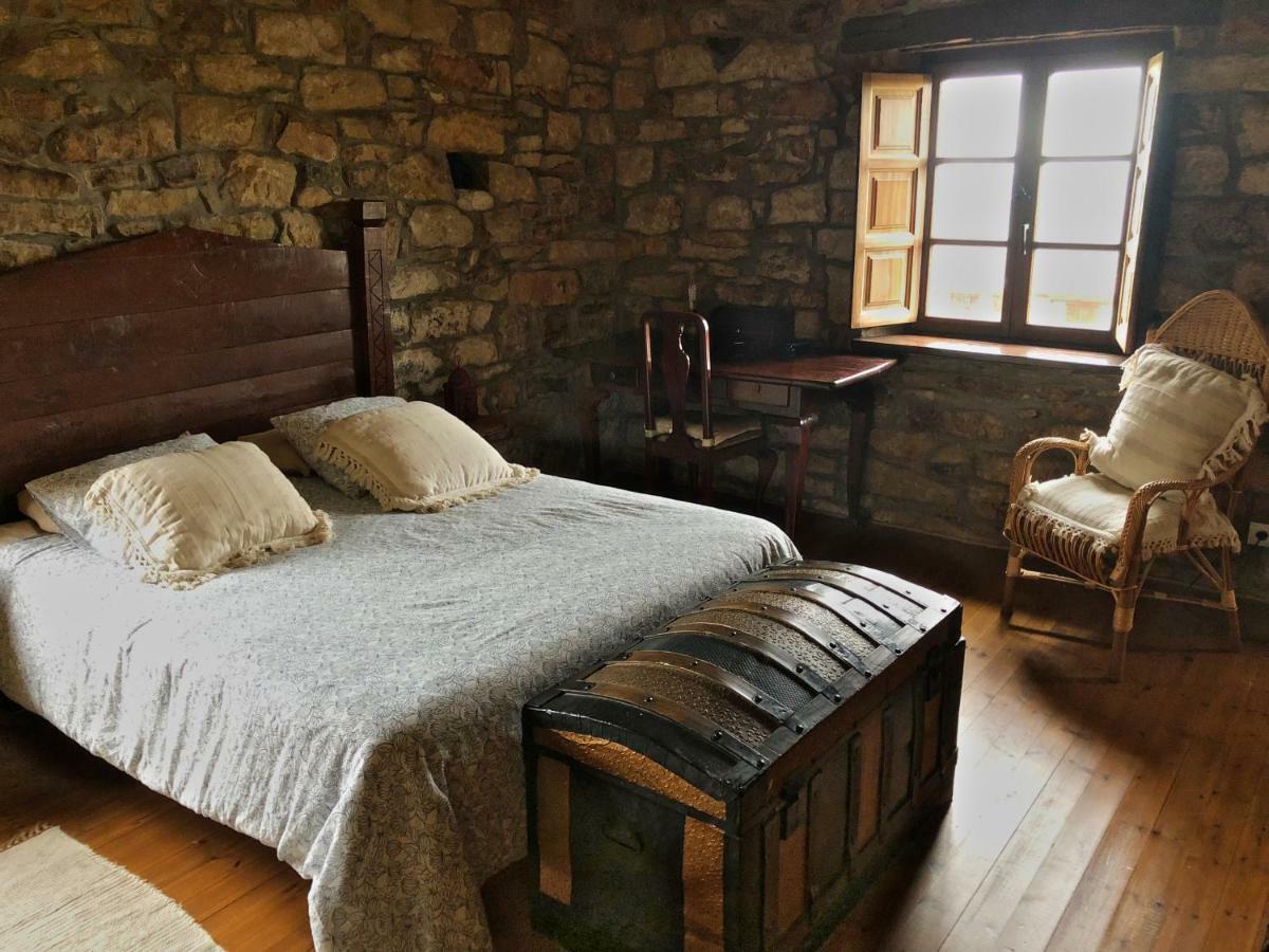 La Casa Del Chileno Pensionat Liérganes Eksteriør billede
